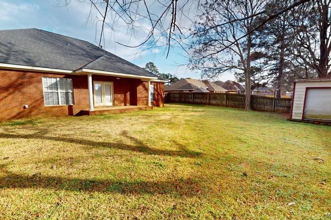 1125 Parkview Dr, Prattville, AL 36067