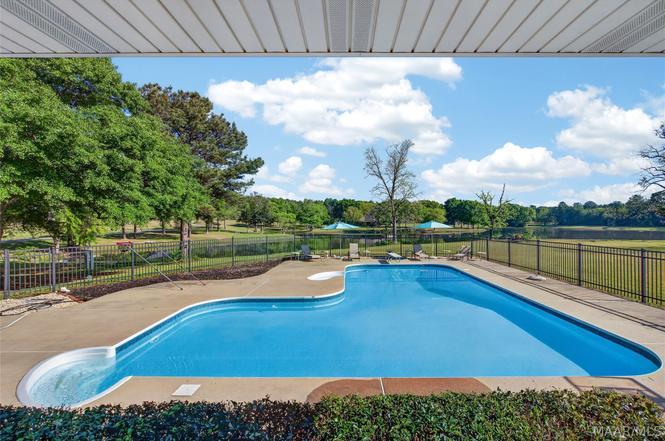 2002 Goose Pointe Lndg, Prattville, AL 36067