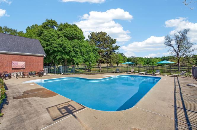 2002 Goose Pointe Lndg, Prattville, AL 36067