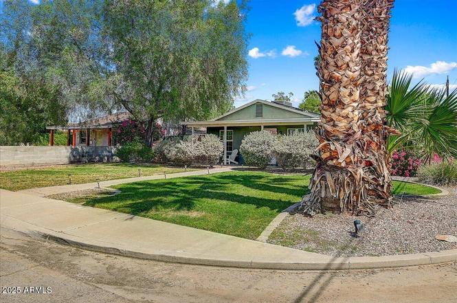 4201 N 19th St, Phoenix, AZ 85016