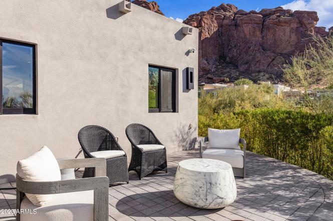 5841 N Echo Canyon Cir, Phoenix, AZ 85018