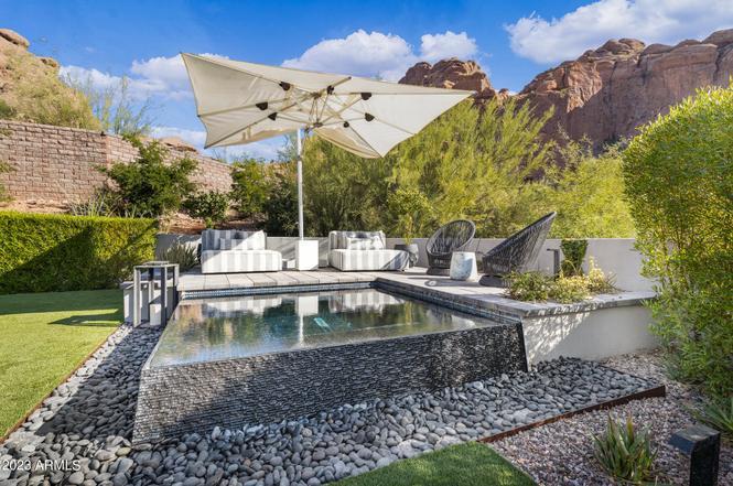5841 N Echo Canyon Cir, Phoenix, AZ 85018