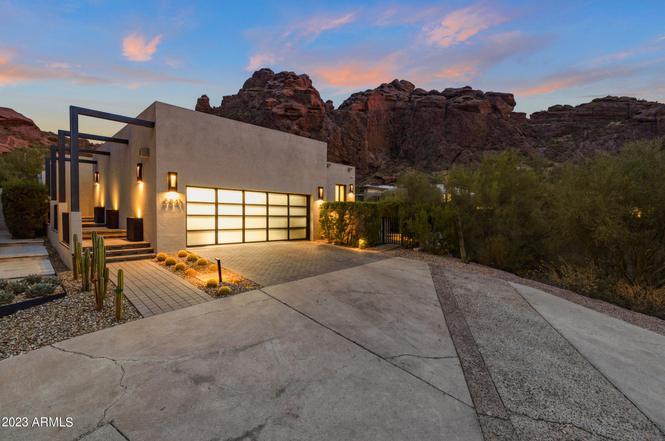 5841 N Echo Canyon Cir, Phoenix, AZ 85018