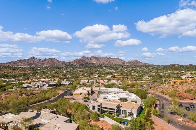 5841 N Echo Canyon Cir, Phoenix, AZ 85018