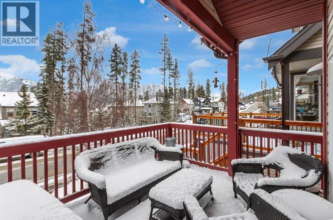 931 Wilson, Canmore, AB T1W 2Y9