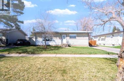 4821 56 Ave, Taber, AB T1G 1E4