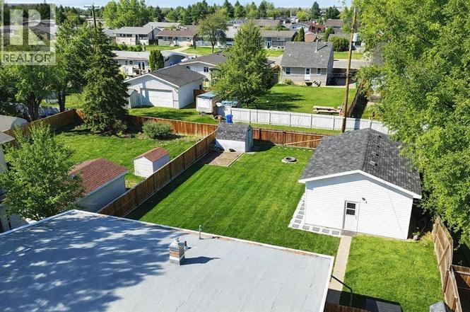 4821 56 Ave, Taber, AB T1G 1E4