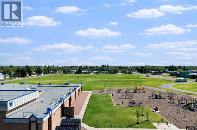 4821 56 Ave, Taber, AB T1G 1E4