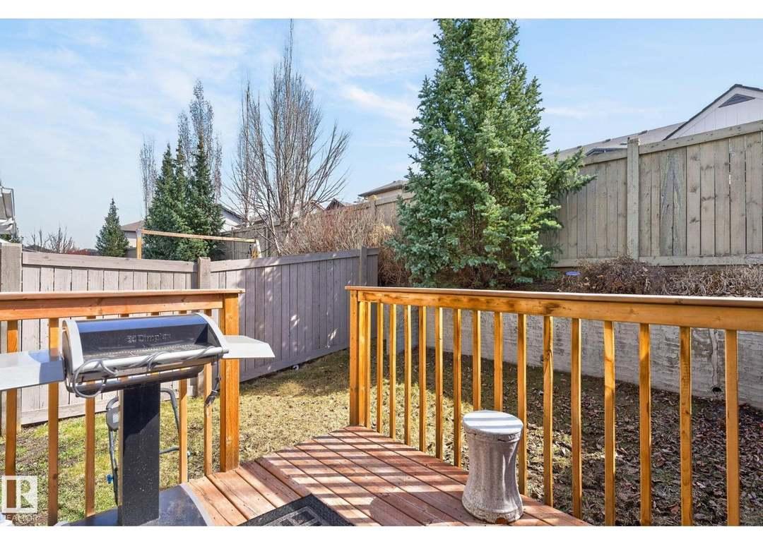655 TAMARACK Rd NW #12, Edmonton, AB T6T 0N4