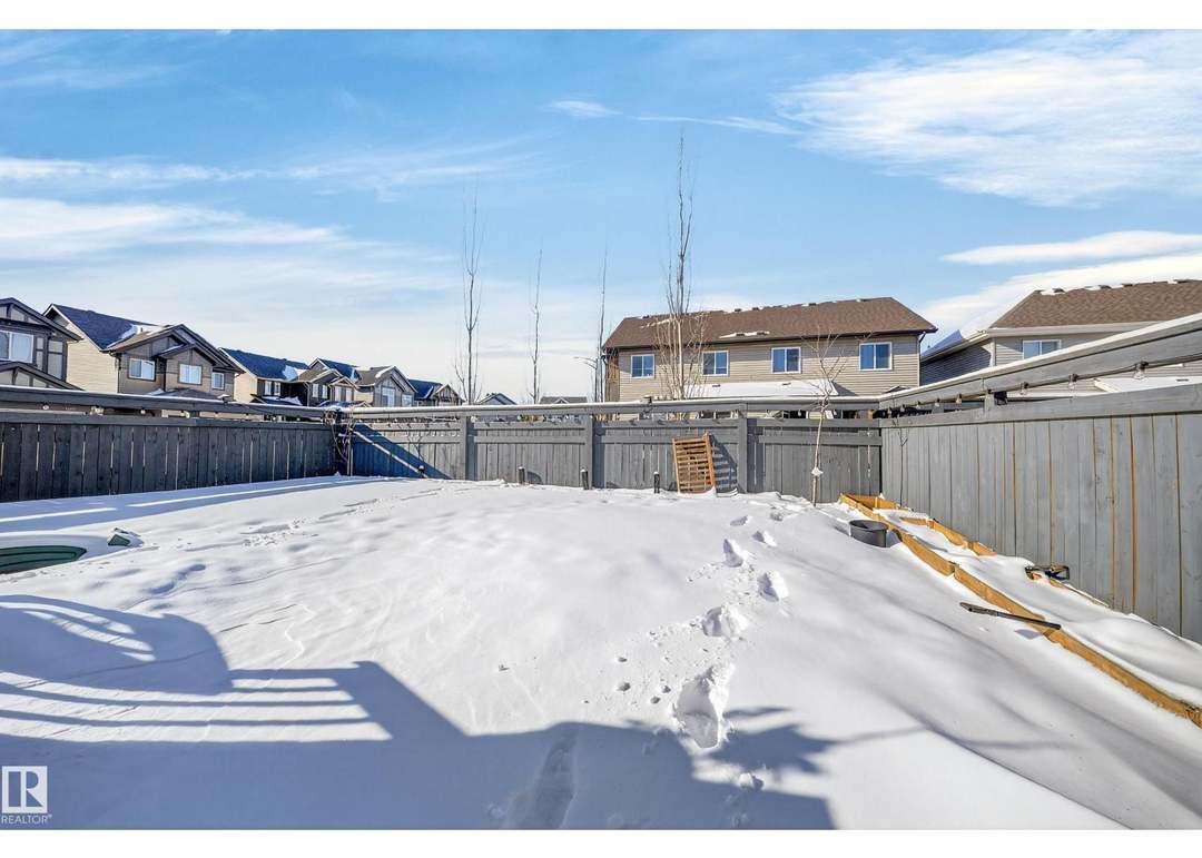 1234 DANIELS Cres SW, Edmonton, AB T6W 3V6