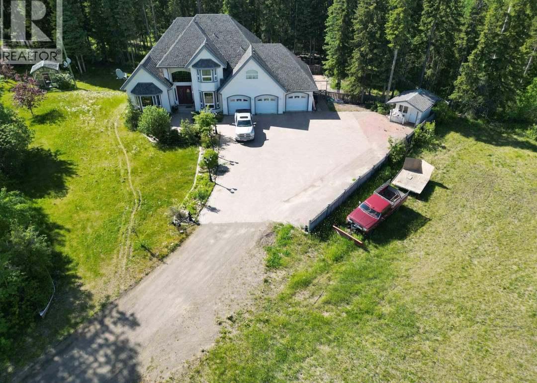 585 5TH Ave, Burns Lake, BC V0J 1E0