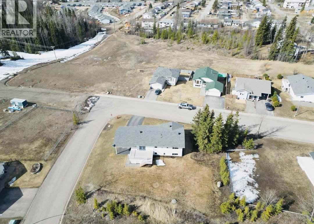 460 ASPEN St, Burns Lake, BC V0J 1E0