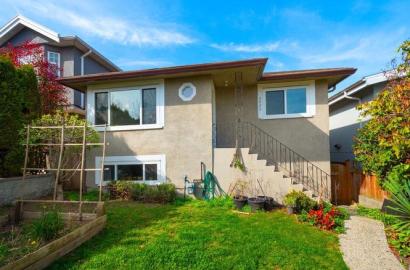 2925 Mcgill St, Vancouver, BC V5K 1H8