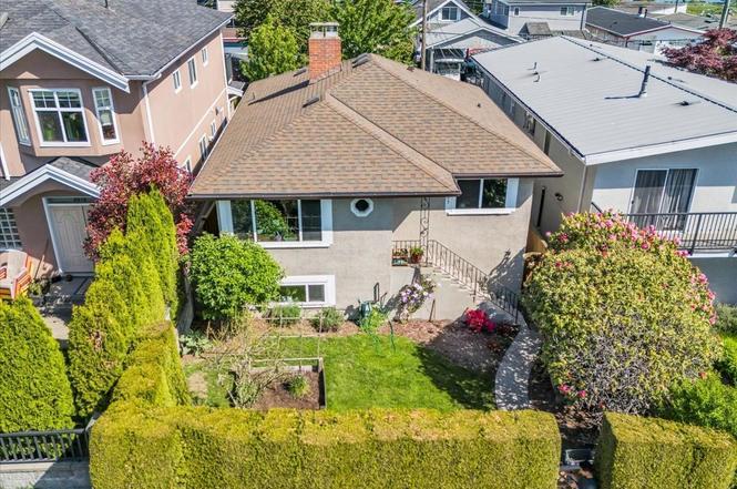 2925 Mcgill St, Vancouver, BC V5K 1H8