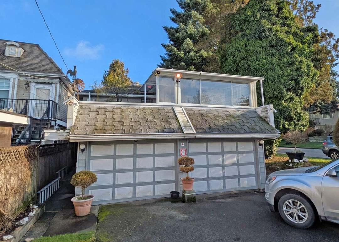 4793 Commercial St, Vancouver, BC V5N 4G8