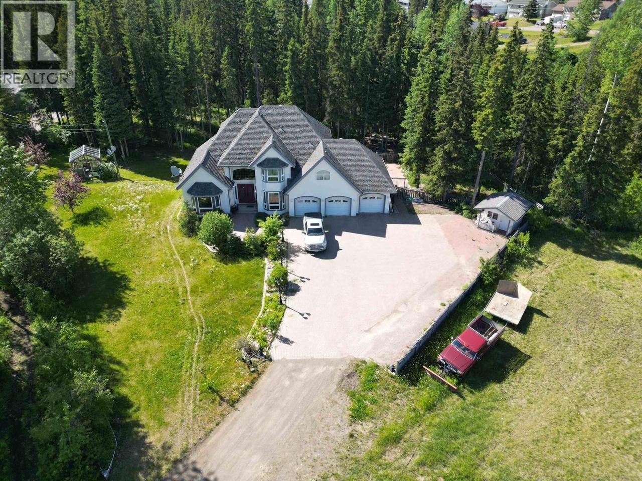 585 5TH Ave, Burns Lake, BC V0J 1E0