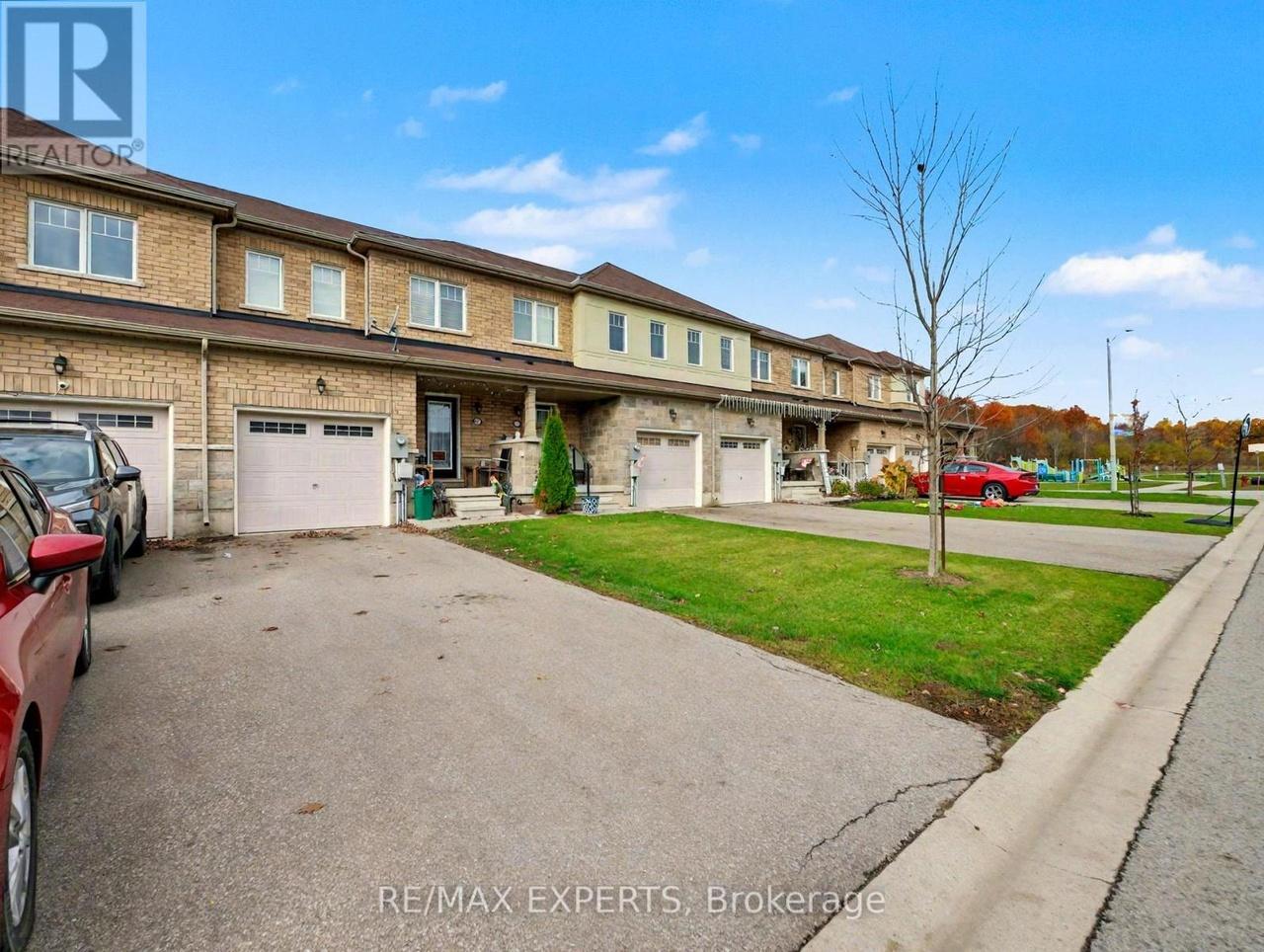 7790 White Pine Cres, Niagara Falls, ON L2K 0K5
