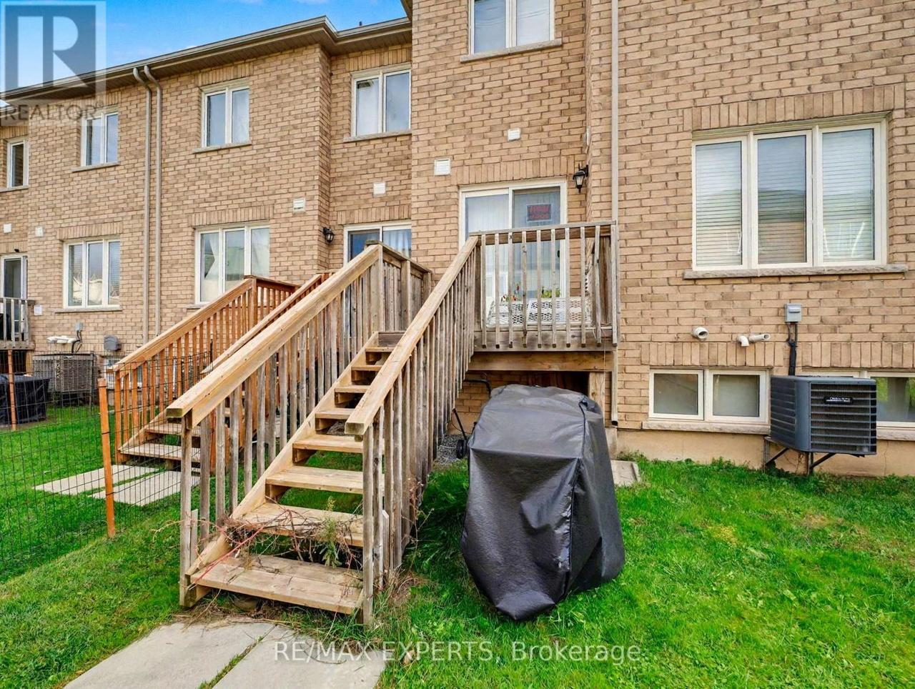 7790 White Pine Cres, Niagara Falls, ON L2K 0K5