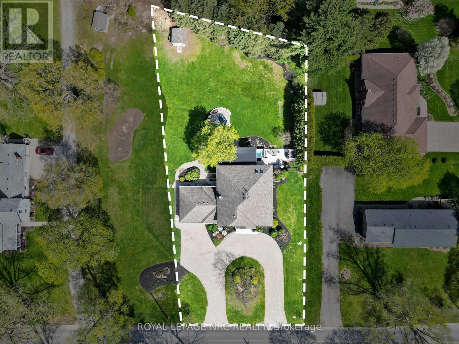 1629 PELHAM STREET N Pelham (Fonthill), Ontario L3E0K2