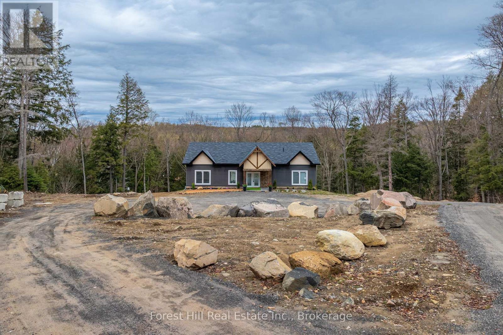 1-1269 S RIL LAKE ROAD Lake of Bays (Ridout), Ontario P0B1A0