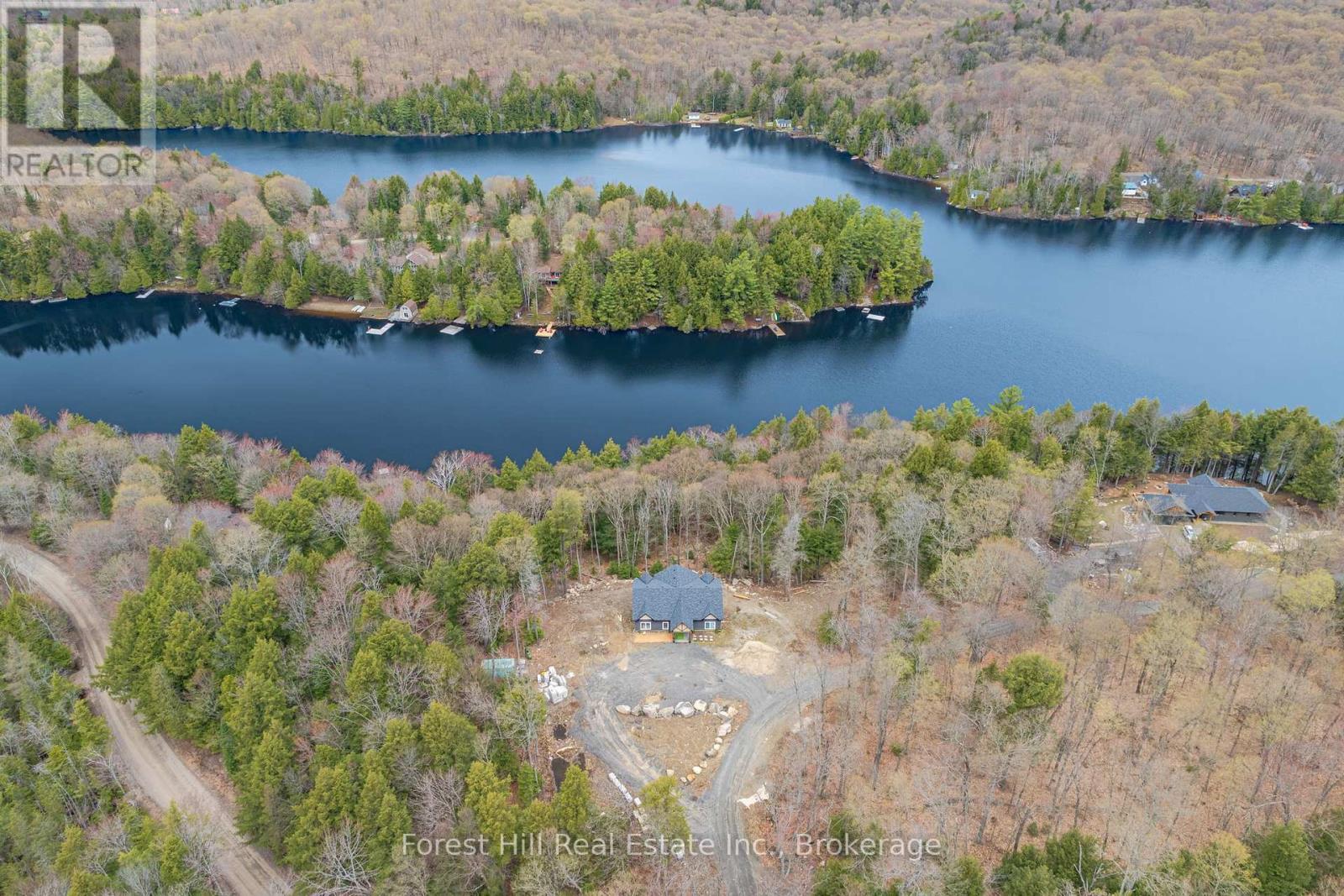 1-1269 S RIL LAKE ROAD Lake of Bays (Ridout), Ontario P0B1A0