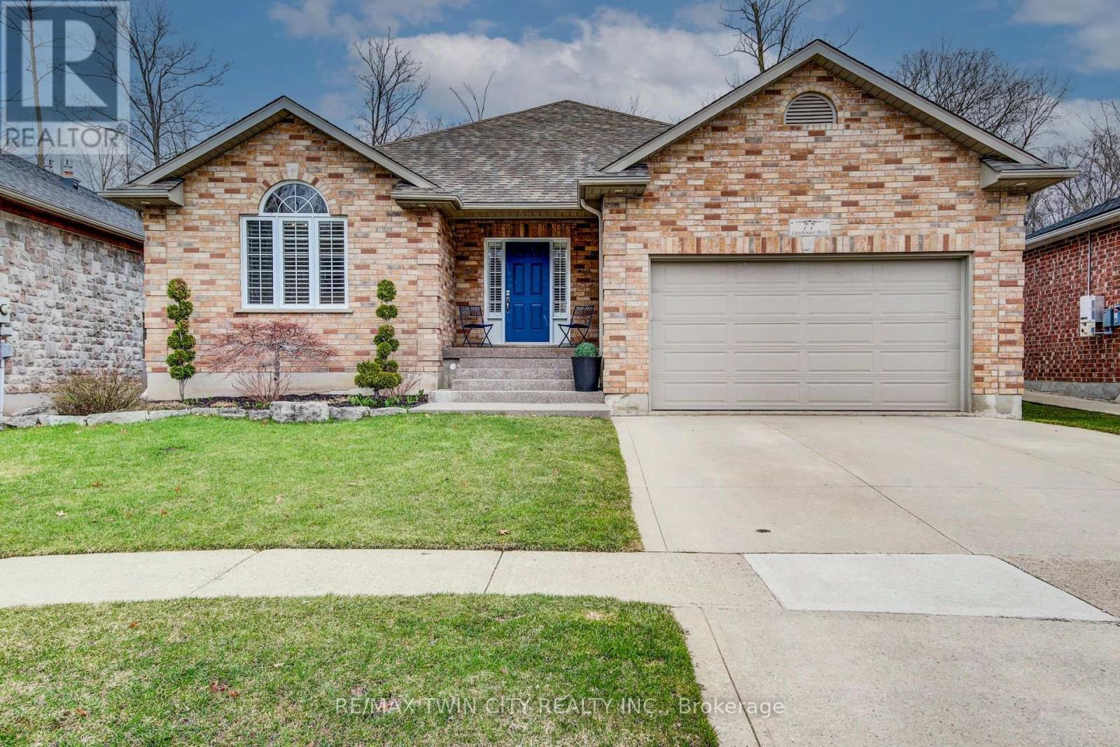 77 LASCHINGER BOULEVARD Wilmot, Ontario N3A2G7